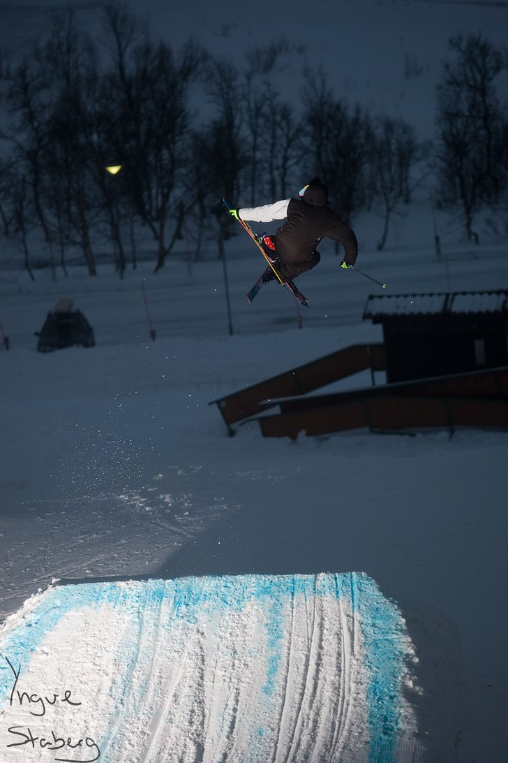 en vanlig 720 tail i storlien den 19 december... Foto: Yngve Staaberg. Åkare: Sebastian Persson.