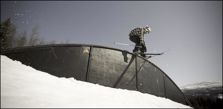 bizarrr. Foto: sebastian streith. Åkare: Andreas Hedberg.