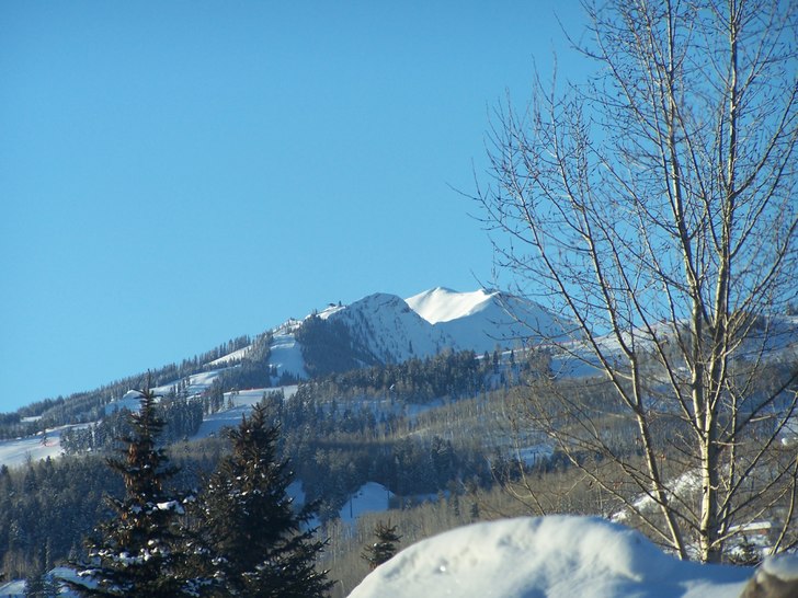 Aspen Highlands as seen from CO-82E.. Foto: Andrew M. Frederick. Åkare: (n/a).