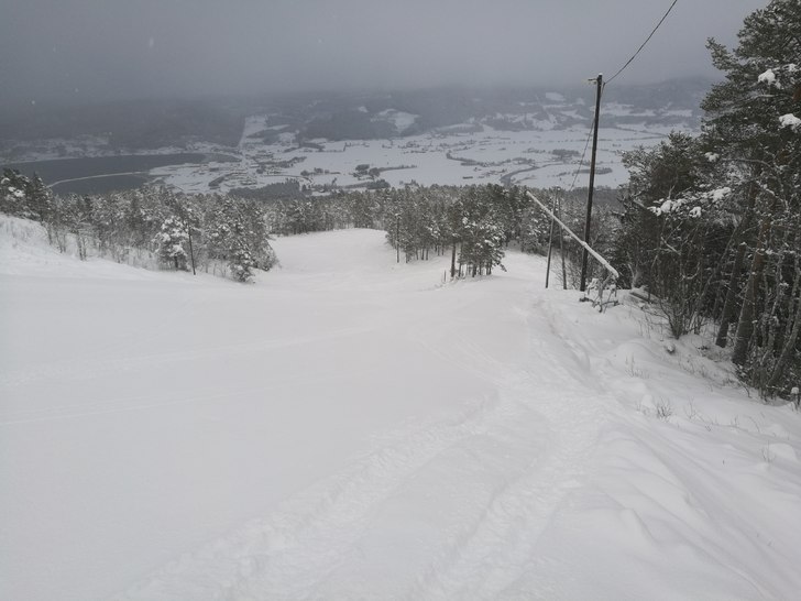 Snø litt til......
Fine forhold i bakken. og det .