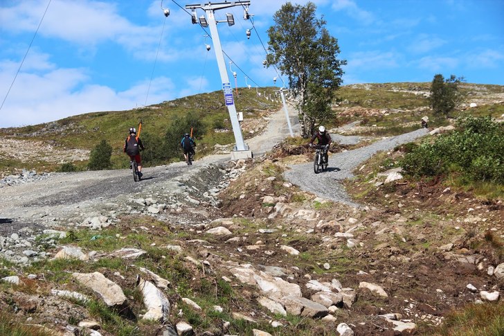 Sykkelsesongen er i gang
Kvar laurdag heile sommar.