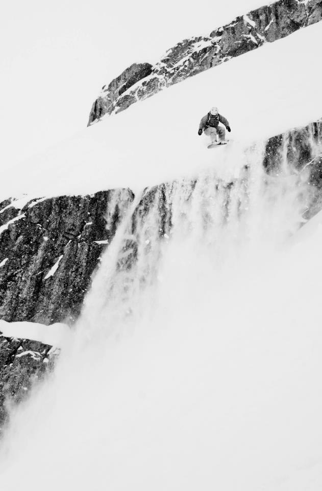 En bunt fördelaktiga foton. Foto: Anders. Åkare: Max.