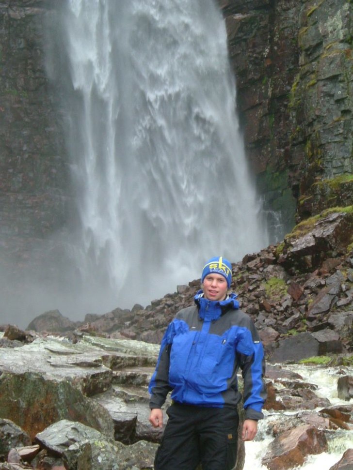 Njupeskär, Sveriges högsta vattenfall, bra iskl�. Foto: Christian Kärrman. Åkare: William Isaksson.