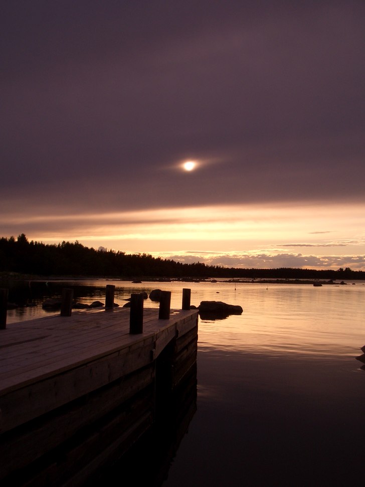 "Trasig brygga". Foto: Olle Westlund.