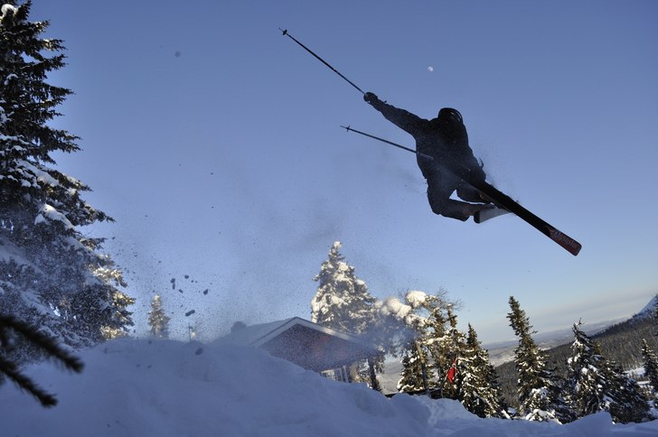 Taget i en backe i Stugområdet på Fageråsen.. Foto: Erik Alsteryd. Åkare: Hjalmar Hurtig.