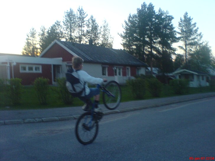 Foto: Ericstenmark (:. Åkare: Bob Johansson.