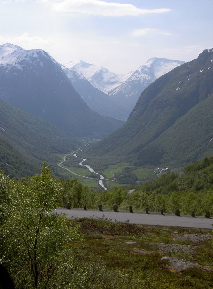 Tagen på vägen från Stryn Sommerskisenter ned m. Foto: Josua Edin-Markskog.
