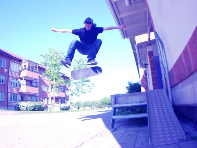 basic flip. Foto: victor wahlqvist. Åkare: jnas.