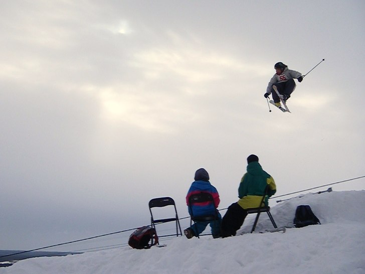 hopp. Foto: pappa. Åkare: Jesper Olsson (jag).
