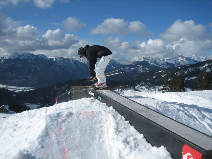 här tesstar vi parken i canidides hemort.. Foto: Nicklas Haglund. Åkare: Bosse Liljefors.
