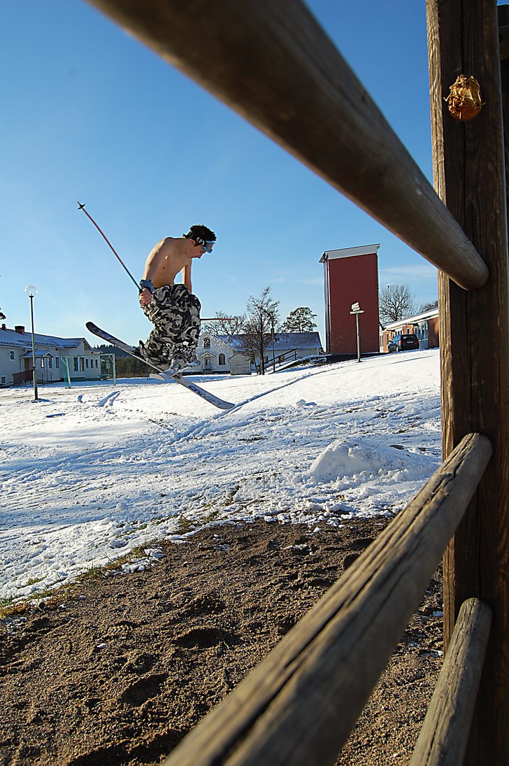 Gött med snö! Känns lite som våren.. Foto: Tobias Johansson. Åkare: Rickard Bergqvist.