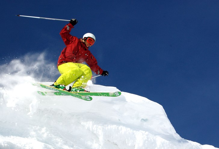Johan i ett skönt drop på skutan. så jävla sk�. Foto: Valter Olsson. Åkare: Johan Lantz.
