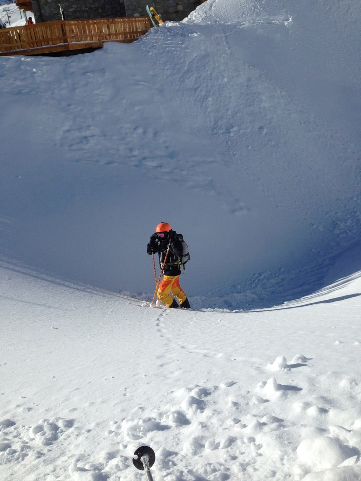 Visste att jag skulle behöva klättra upp, men ku. Foto: Thea Hedman. Åkare: Pälle Hedman.