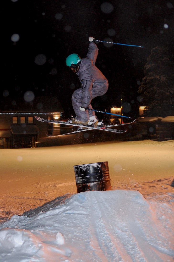 En bonk på tunnan i tanndås railpark. Foto: Christer lundh (pappa). Åkare: Jag.