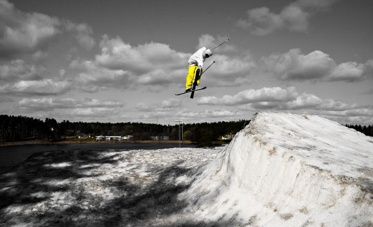 Hugo slänger iväg en 360. Foto: Marcus Olsson. Åkare: Hugo Ljungquist.