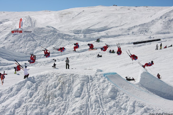 Bilder ifrån dagens SM Big Air 2009 ifrån Åre! . Foto: Petter Persson. Åkare: -ll-.