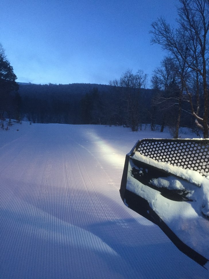 Pudder og nypreparerte løyper
Fine forhold i Domb.