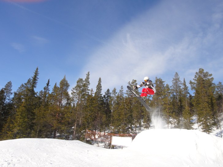 på G uppåt med mono raketen!. Foto: Andres Nordin. Åkare: Marcus wadsten.