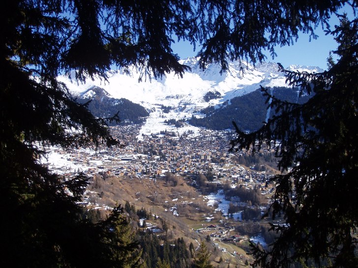 Utsikt over Verbier. Pa vag upp till St.Christoph. Foto: Maria Bergehamn.