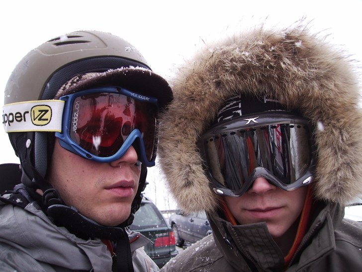 Foto: Christoffer Aldell. Åkare: Marcus Högberg och Mikael Aldell.