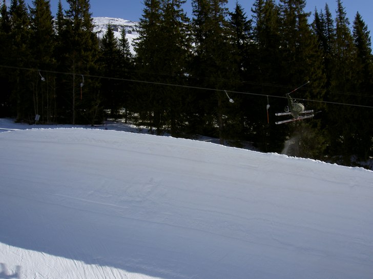 Ders tar ett morgonhopp i pipen. Foto: Johan Axberg. Åkare: Anders Axberg.