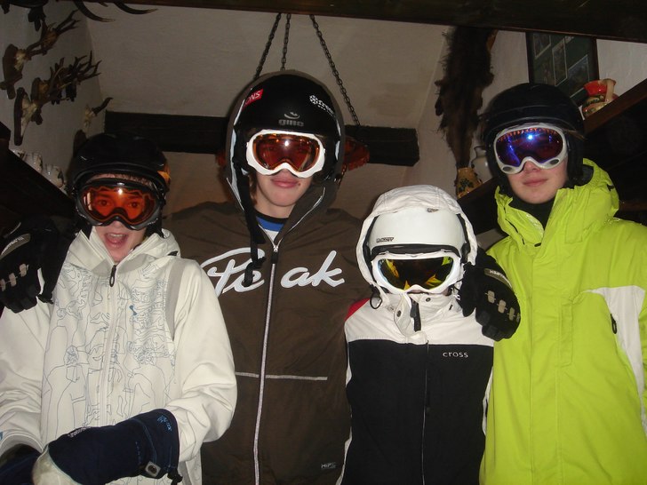 xD. Foto: Ingen aning!. Åkare: OskarOliverLudvigFille.