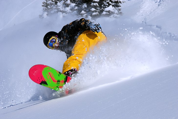 Foto: Johan Svensk. Åkare: Victor Bäckstrand.