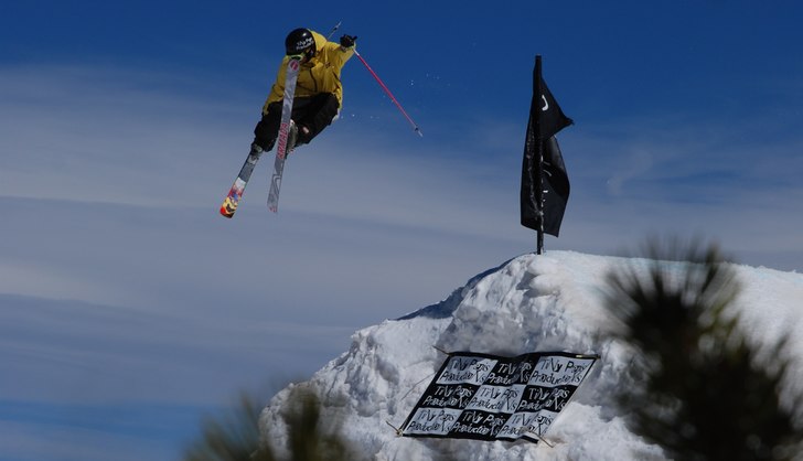 Våren är juh lek!. Foto: Fredrik sävenberg, Tiny Penis Productions. Åkare: Pär Hansson.