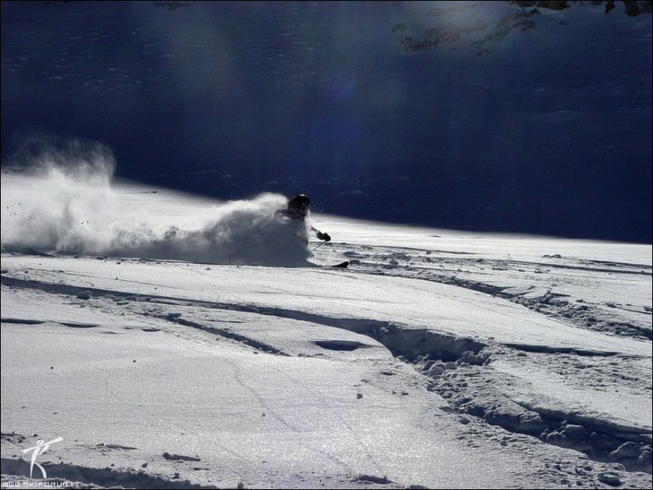 Powder in Marmolada. Foto: Fabio skiforum. Åkare: Chuy.