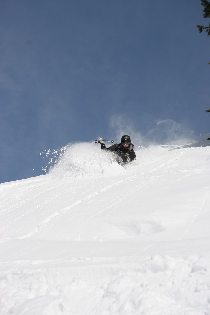 Åkning på Rendll slutet av V10, snöat har det g. Foto: Per Rudhag. Åkare: Dan Rudhag.
