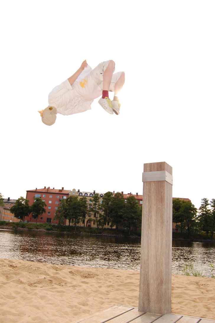 ja snurrar bakot, denna fina eftermiddag:D. Foto: Robin Sweed. Åkare: Jag.