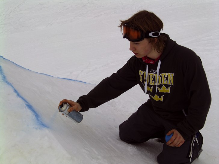 hopp bygge i skule berget.