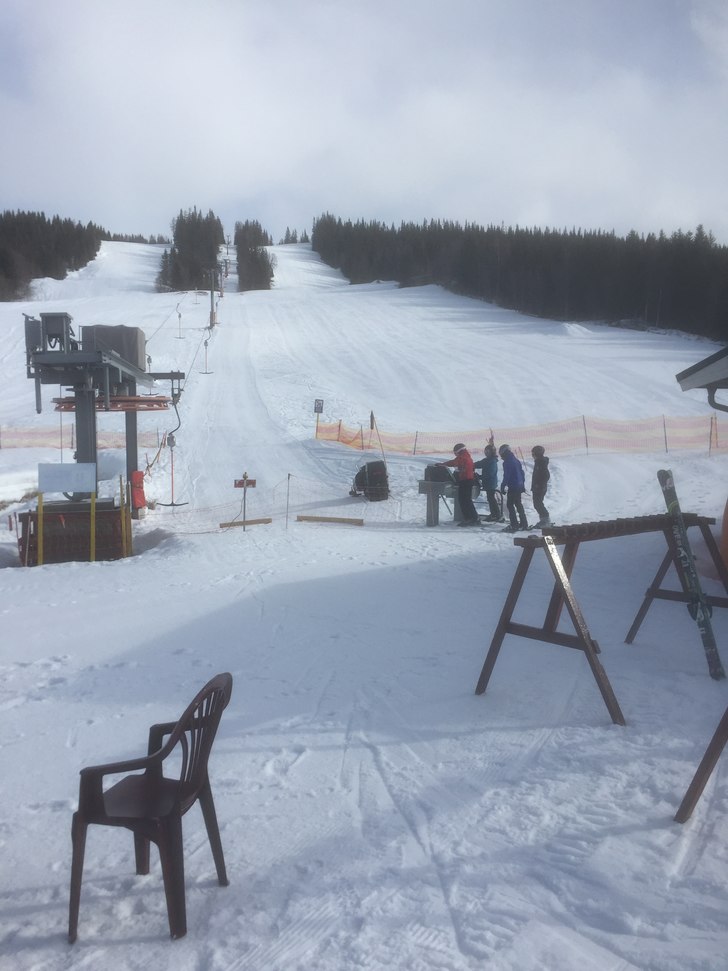 Ny flott dag????????
Har fått litt nysnø i natt .