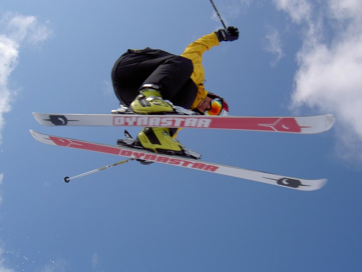 Jake the snake poserar i luften.. Foto: Perre. Åkare: Jake the snake.