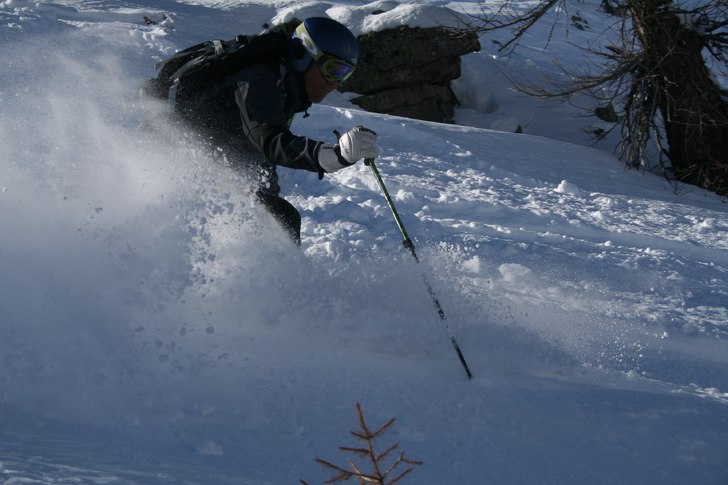 Foto: Jonas Tufvesson. Åkare: Peo Stenholm.
