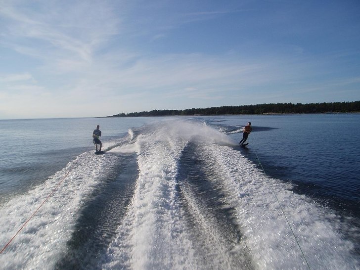 Foto: Göran Thulin. Åkare: Joakim Thulin, Mikael Thulin.