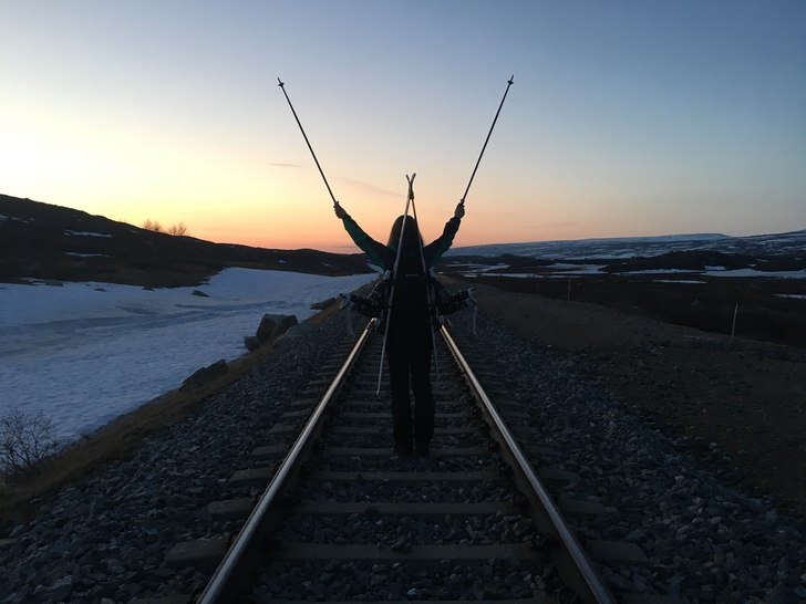 Vid polcirkeln på norska sidan stannade vi till m.