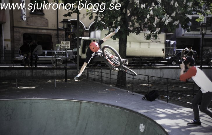 För mer bilder, Besök www.sjukronor.blogg.se. Foto: Joacim Berge. Åkare: Max Fredriksson.