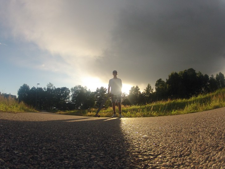 En tur med brädan. Foto: Oskar Hermansson. Åkare: Oskar Hermansson.