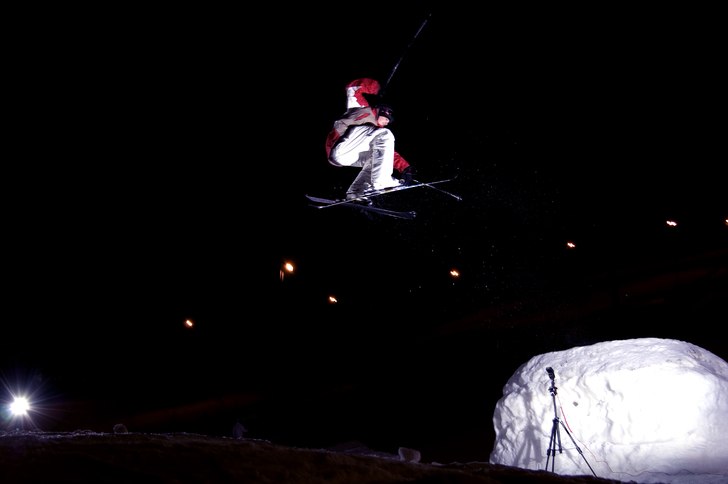 skutt. Foto: André Lindholm. Åkare: Simon Delér.