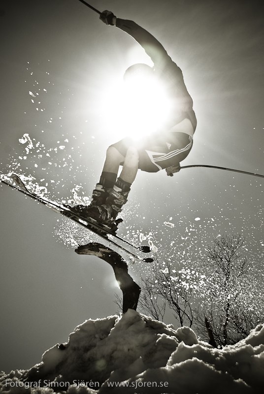 Samuel bonkar \"The Bonk Of Death\". Foto: Simon Sjörén www.sjoren.se. Åkare: Samuel Karlman.