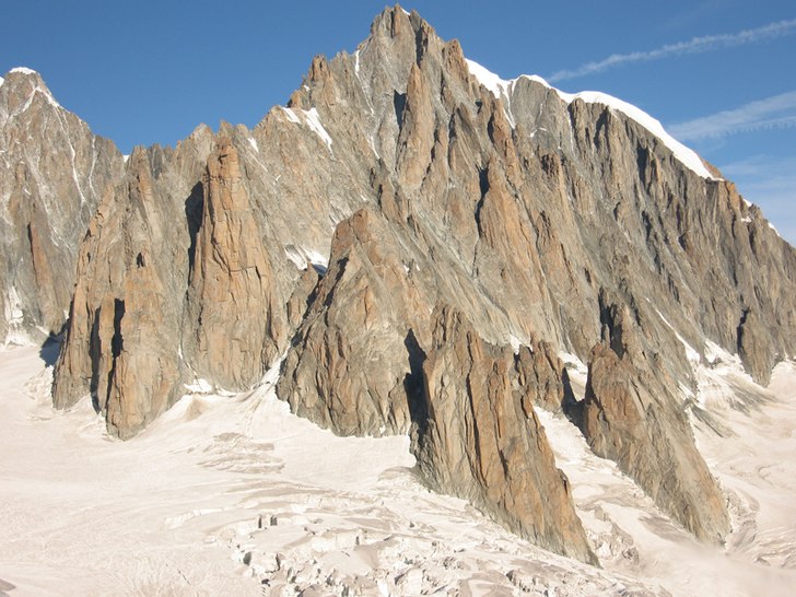 En klassik utsikt över sidan av Tacul som många . Foto: Christian Türk. Åkare: Christian och Stefano.
