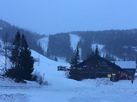 -8 og snø!
Vi snakker kulde, vi snakker snø, vi .