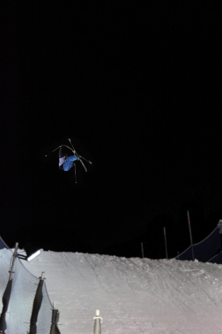 Plats: Stadion Stockholm. Åkare: Elias Ambühl.