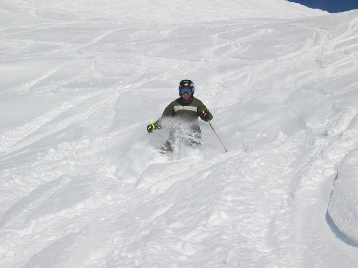 Joakim 12 år bränner puder.. Foto: Björn Salqvist. Åkare: Joakim Salqvist.
