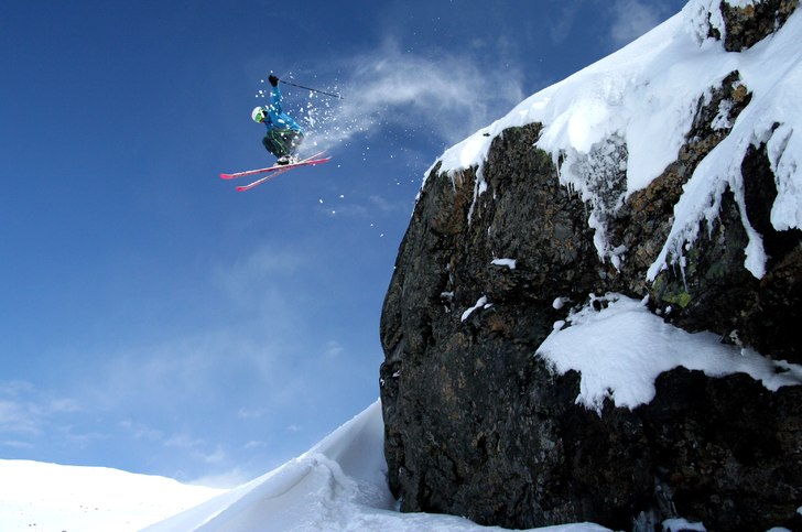 17:e Maj i Valvet. Puder. Foto: Johan Olsson. Åkare: Masen.