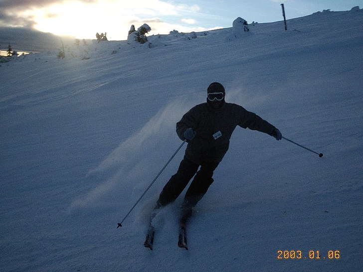 Med skönaste antika goggleserna från typ 1972, d. Foto: Niklas Pylad. Åkare: Jag (SethP).