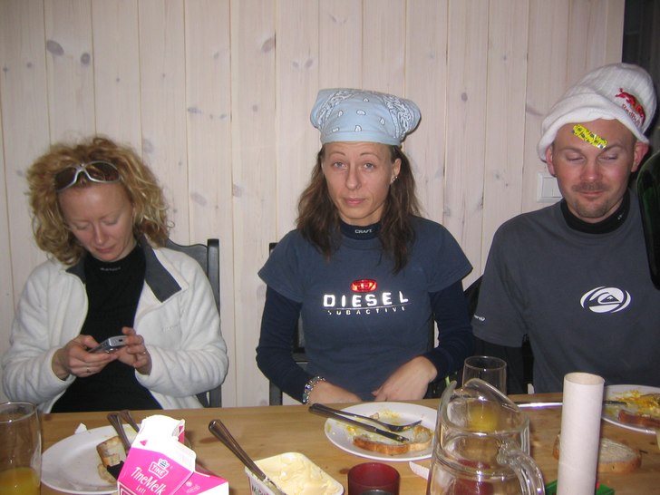 After "after ski".... Foto: Anders Oskarsson. Åkare: Marris,Cebe&Jolle.