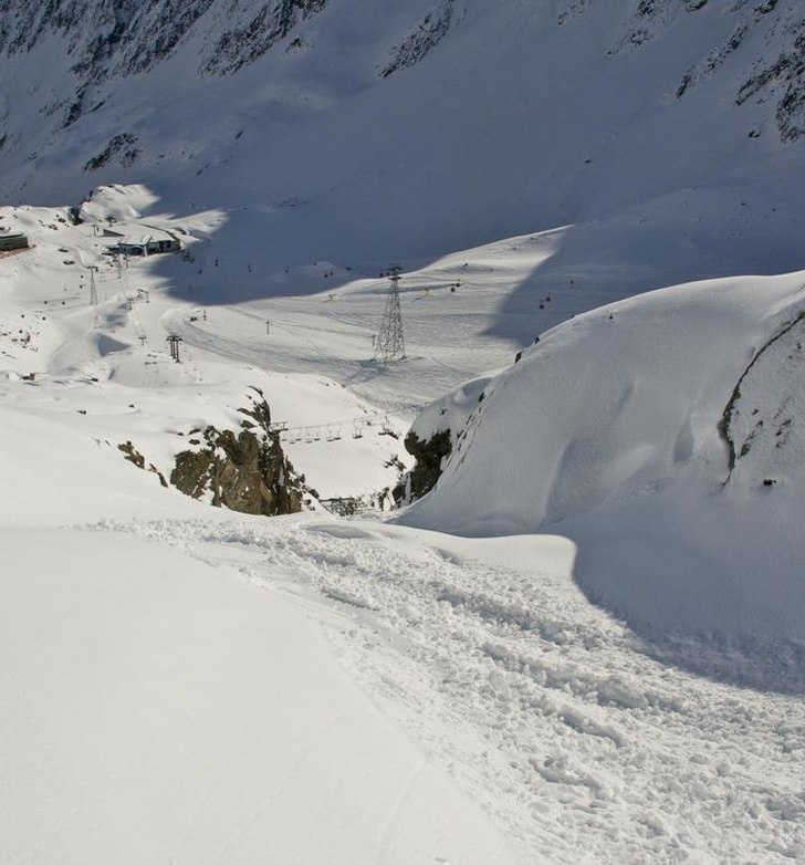 Ingången till kanonröret.. Foto: Powder Department Stubaier Gletscher.