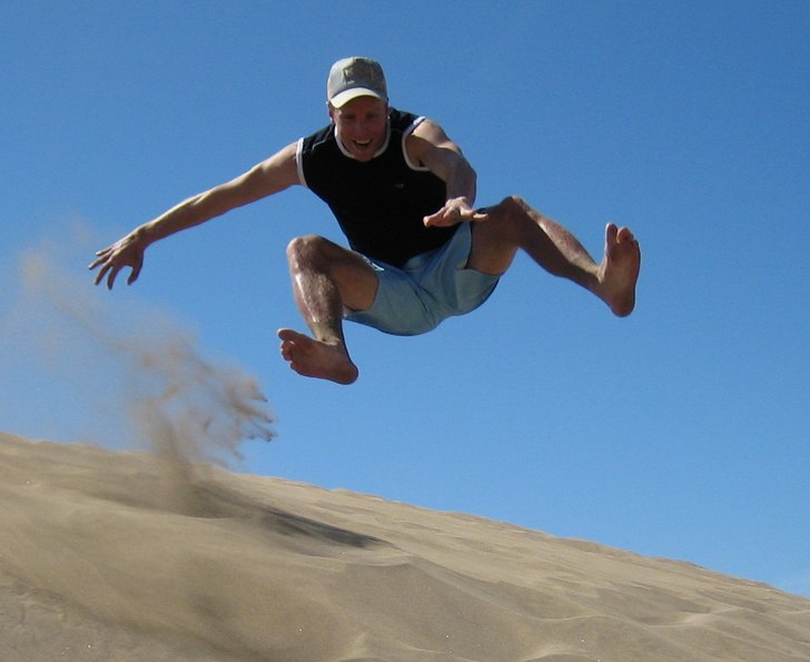 Sand hoppning i Lospalomas. Foto: Robert Erhart. Åkare: Kristofer Palm.